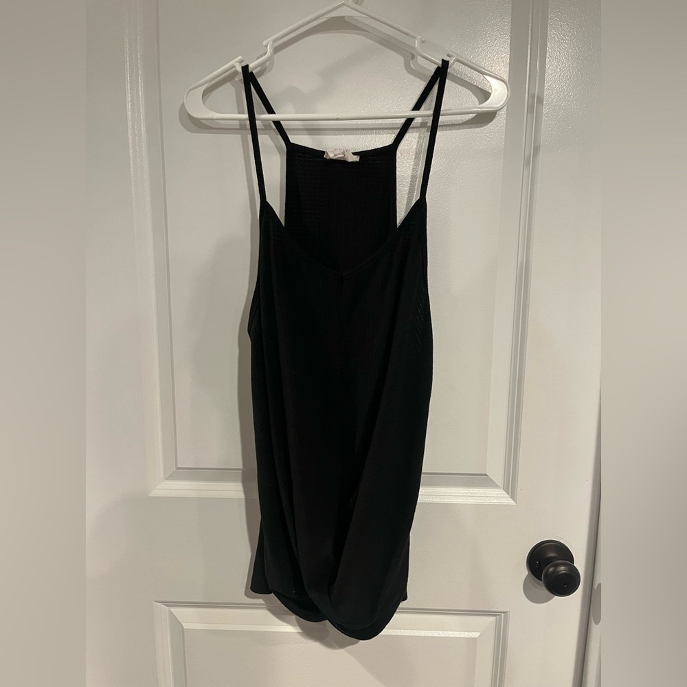 black tank